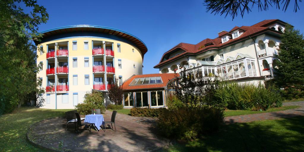 Hotel&Kurpension Weiss Bad Tatzmannsdorf Exterior foto